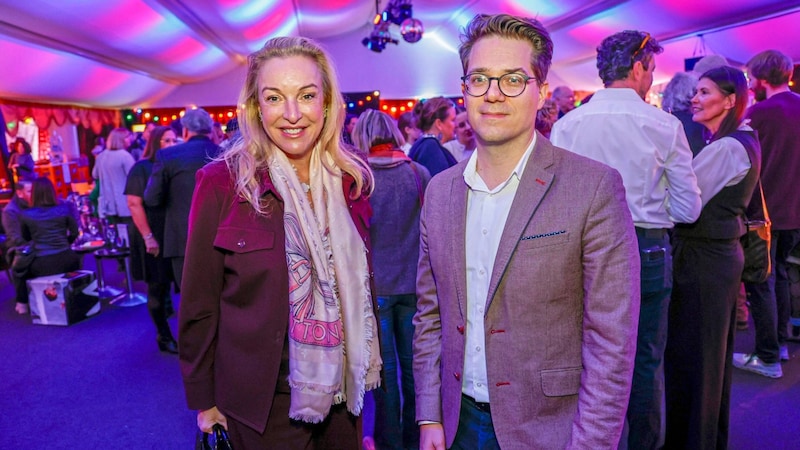 Kristina Hammer und Lukas Crepaz schauten auch zur Premiere im Volksgarten vorbei (Bild: Markus Tschepp)