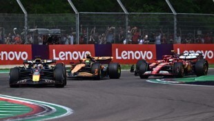 Red Bull, McLaren und Ferrari kämpfen um den Konstrukteurstitel. (Bild: AFP/APA/GABRIEL BOUYS)