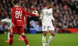 Für Kylian Mbappe (re.) war‘s am Mittwochabend an der Anfield Road zum Wegschauen.