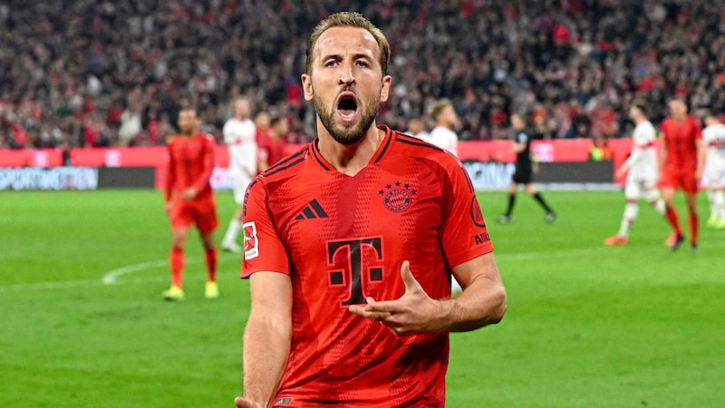 Fans can bid for the jersey of Bayern superstar Harry Kane. (Bild: REUTERS)