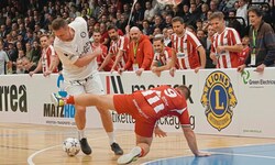 Beim Derby zwischen Sturm und GAK verwandeln 3000 Fans den Sportpark wieder in einen ...