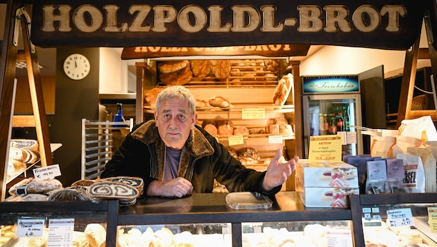 His cookies are good, but unfortunately out of stock: Otto Lehermayr (61) from the Holzpoldl bakery at his stand at the Südbahnhofmarkt in Linz. (Bild: Wenzel Markus/Markus Wenzel)