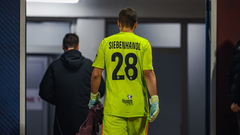 Jörg Siebenhandl hat mit dem LASK einen Abend zum Vergessen erlebt. (Bild: GEPA/GEPA pictures)