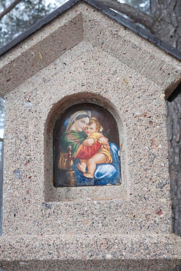 Beim Aussichtsplatz befindet sich das Marterl.