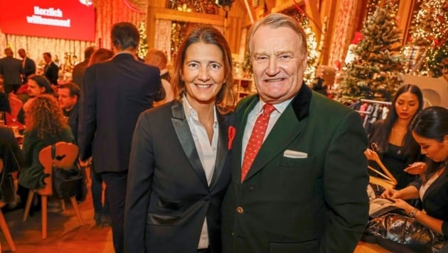 Stiegl-Chef Heinrich Kiener kam mit seiner Gattin Alessandra zur Feier. (Bild: Markus Tschepp)