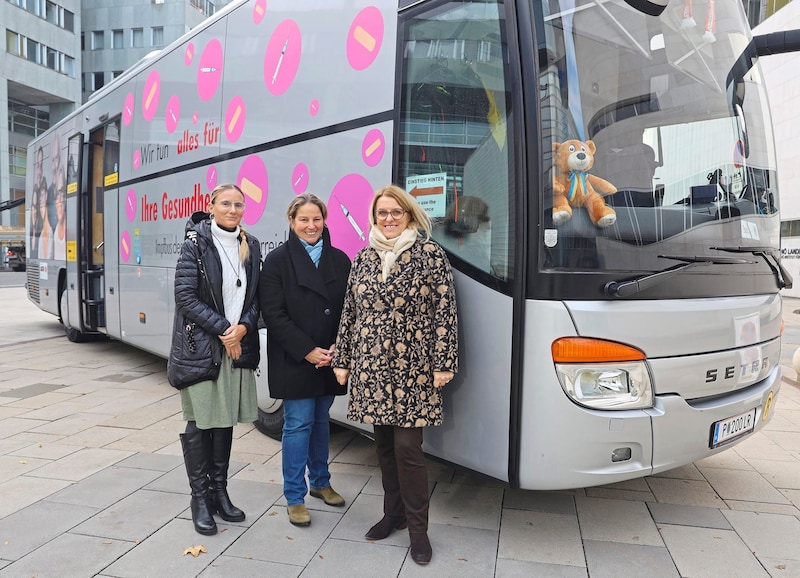 State Councillor Tour Coordinator Astrid Weber, Health Director Dr. Regina Klenk and Königsberger-Ludwig (from left) (Bild: Dr. Anton Heinzl)