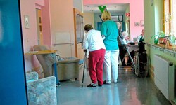 Heimplätze sind schwer zu kriegen. Schätzt die Pensionsversicherung den Pflegebedarf einer ...