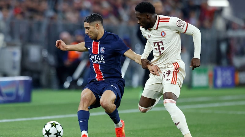 Alphonso Davies (r.) (Bild: APA/AFP)