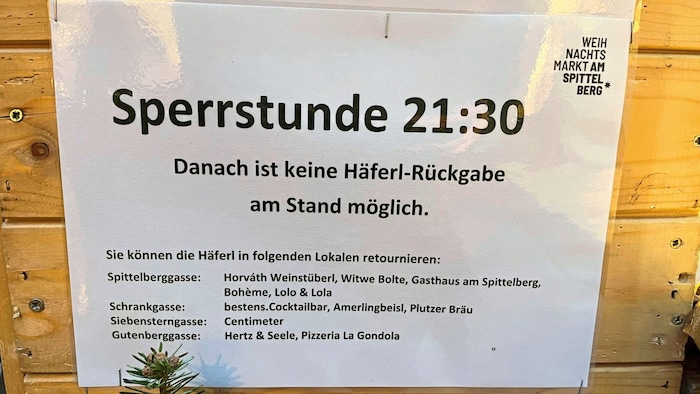 Die Sperrstunde um 21.30 Uhr muss penibel eingehalten werden.
