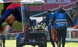 Barcas Alex Balde übergab sich auf dem Rasen und musste ausgewechselt werden.