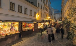 Der Spittelberg, ein charmantes Viertel im 7. Bezirk von Wien, ist für seine engen Gassen, ...