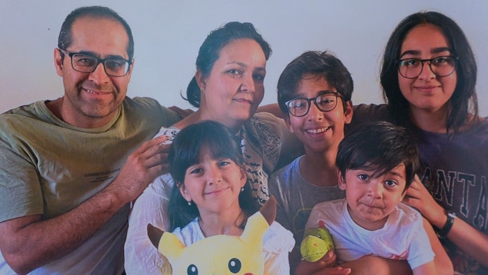 A picture from happy days: the whole family with son Mohammad (13), who was at school when he ...