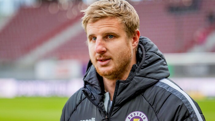 Martin Hinteregger soll im Frühjahr die Abwehr stabilisieren.