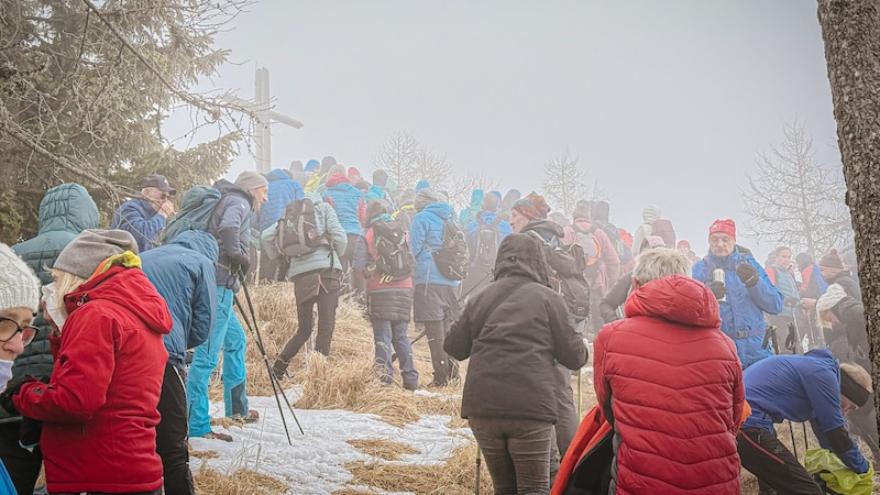 The Topitza summit was covered in high fog on the first Sunday in Advent. (Bild: Wallner Hannes)