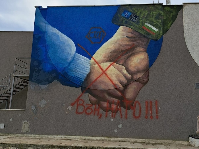 Graffiti campaigns to mark 20 years of NATO membership