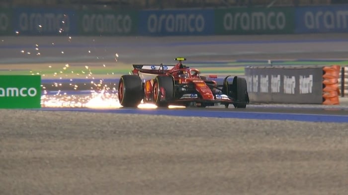 Carlos Sainz hatte einen Reifenschaden.