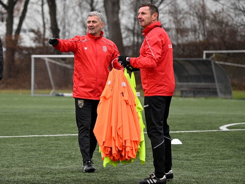 With Markus Mader, his assistant coach Martin Schneider (right) is also returning to Austria. (Bild: GEPA pictures)