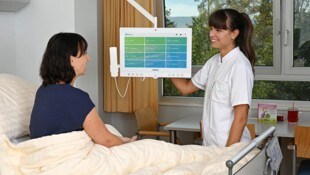 So sieht die moderne „Klingel“ im Krankenhaus Ried aus.
