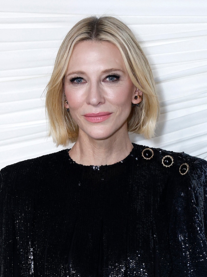 Cate Blanchett also wears the trendy hairstyle.