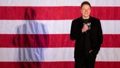 Elon Musk ist auf dem Papier der vermögendste Mensch der Erde. (Bild: AFP/RYAN COLLERD)