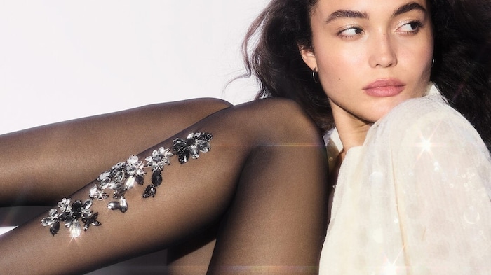 Whether tights with glittering stones ...