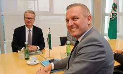 Die Kulturszene richtet ihren Appell an Christopher Drexler, der aktuell mit Mario Kunasek die ...