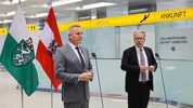 Kunasek und Drexler auf dem Flughafen.