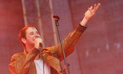 Frontmann Marco Michael Wanda und seine Bandkollegen machen den Anfang: Ihr Auftritt am 9. Mai ...