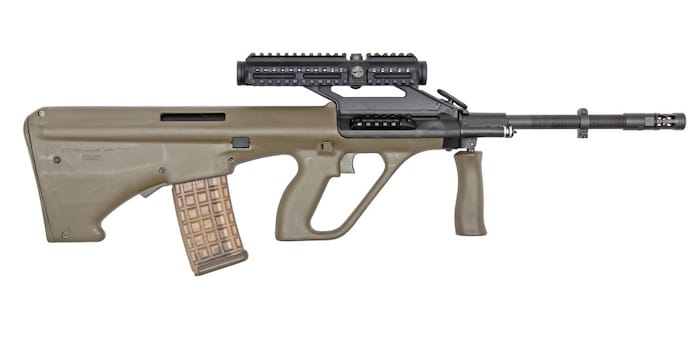 Kennt jeder Grundwehrdiener und Polizist in Österreich: das Steyr StG 77, auch AUG genannt in der Version A3 SF 