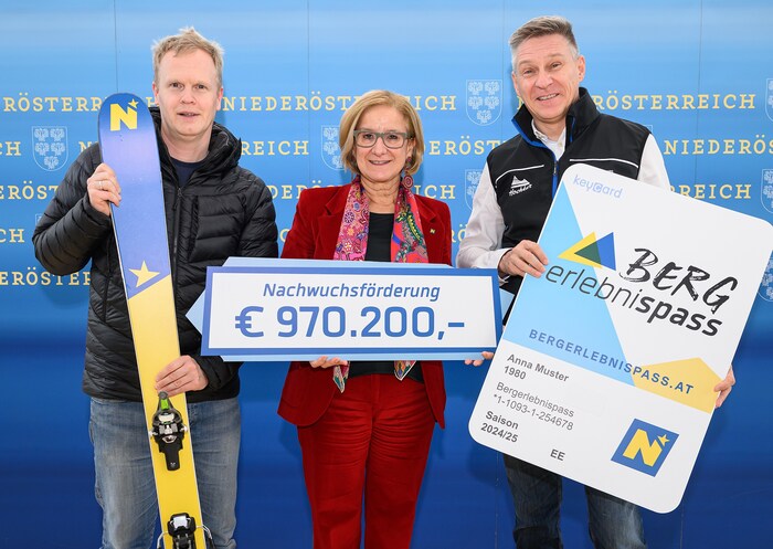 Markus Redl, Geschäftsführer ecoplus Alpin GmbH, Landeshauptfrau Johanna Mikl-Leitner, Karl ...