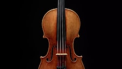 Das Instrument (Bild) ist anno 1714 vom berühmten Geigenbauer Antonio Stradivari angefertigt worden. (Bild: Sotheby‘s)