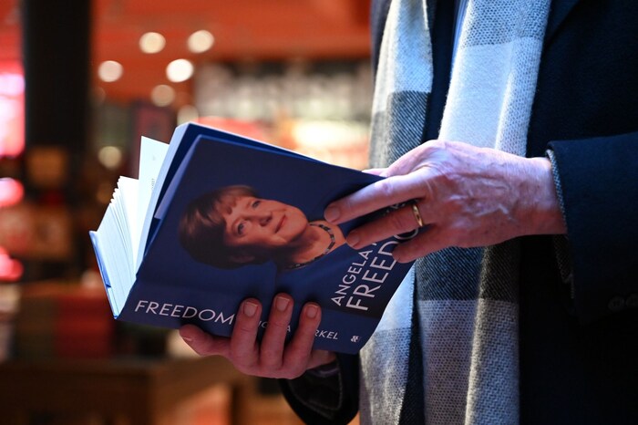 Auf der Amazon-Bestsellerliste liegt das Buch bereits auf Platz 1. Doch nur 160 ...