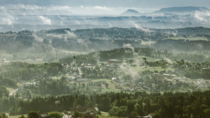 Higher, cooler, fresher - the special altitude and the cool influences of the nearby Koralpe are fantastic conditions for great sparkling wines. (Bild: Anna Stöcher)