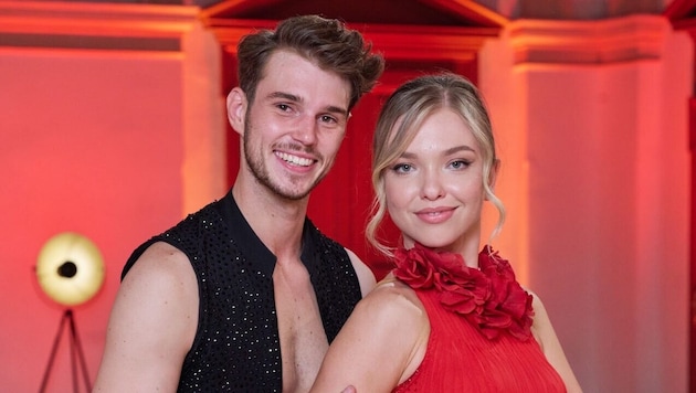 Strahlende Sieger des „Dancing Stars“-Castings: Patrick Seebauer und Kateryna Mizera. (Bild: ORF)