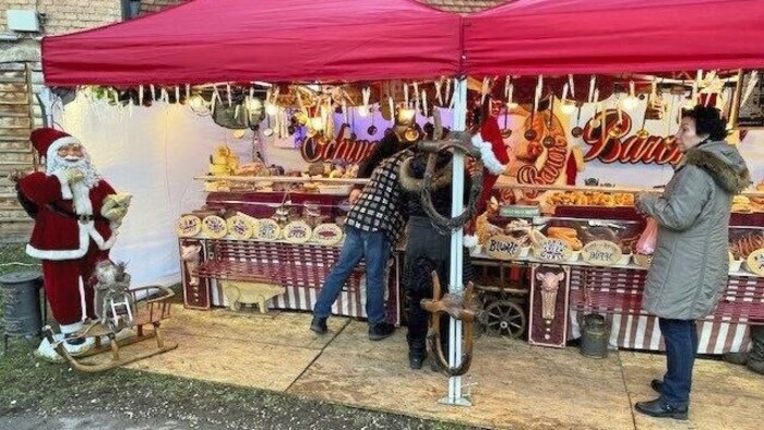 Im Schloss Neugebäude lockt an diesem Wochenende ein Mittelalter-Markt.