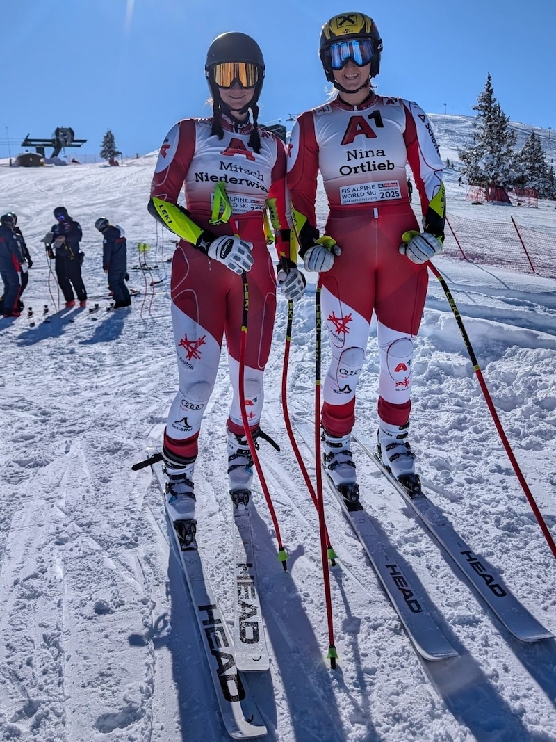 Michelle Niederwieser (l.) kommt wie Nina Ortlieb nach einer Operation zurück auf die Piste. (Bild: Ski Austria)