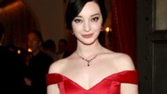 Emma Dumont outete sich als trans-maskulin und nichtbinär.  (Bild: APA/AFP/GETTY IMAGES/Tommaso Boddi)