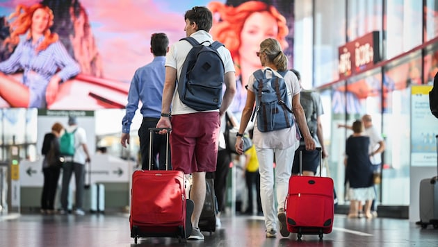 Flugreisen boomen – doch wie lange noch? Die Entwicklung der Wirtschaft wird auch Folgen für Airlines und damit Flughäfen haben. (Bild: Wenzel Markus)