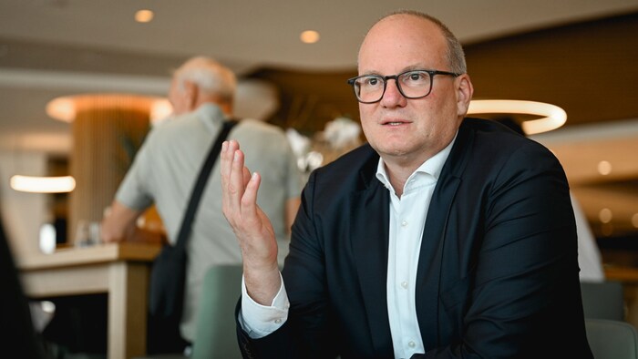 Seit der Pandemie gibt’s am Flughafen Wien – hier Vorstand Julian Jäger – viel mehr ...