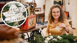 Bernadette Hartl in ihrem Bernanderl-Upcycling-Atelier, das auch ihre selbst gestaltete Deko aus Buchseiten ziert. (Bild: Krone KREATIV/Markus Wenzel (2))