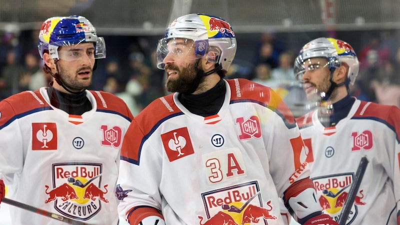 Hoping to progress: Peter Schneider (center). (Bild: Tröster Andreas/Kronen Zeitung)