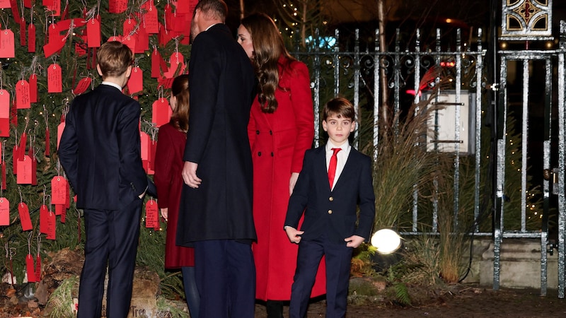 Der royale Knirps zeigte sich an diesem Abend von seiner allerbesten Seite. (Bild: APA/AFP/Isabel Infantes)