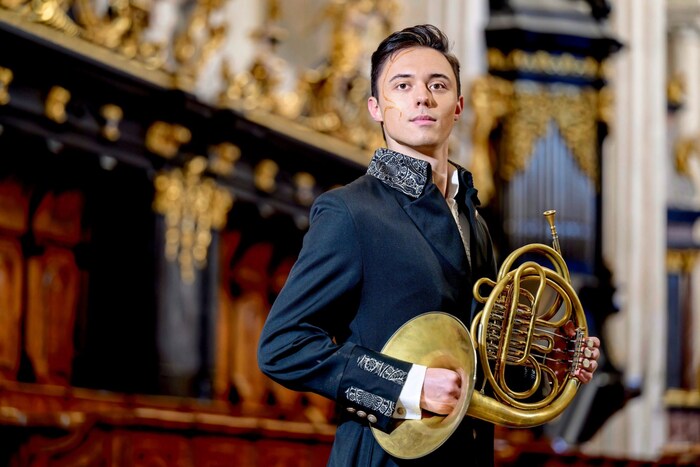 Hornist Johannes Rieger erfreute das Herz der Gläubigen.