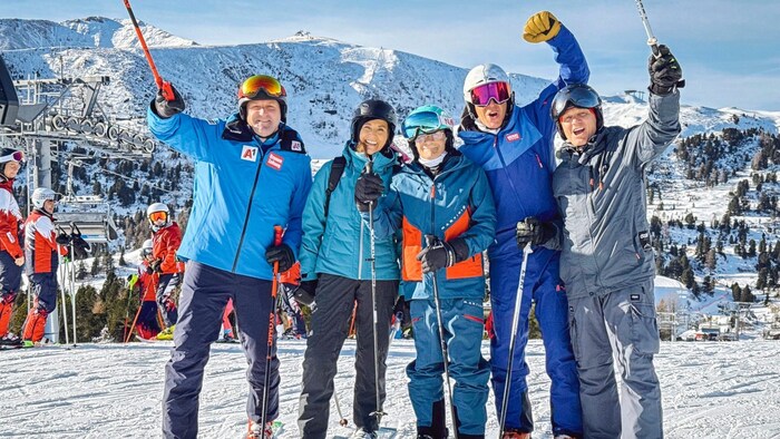 Ski President Dieter Mörtl with Barbara Wörz (Kästle), Gottfried Pistumer and his two friends Libor Kulig and Albert Bacher (from left to right).
