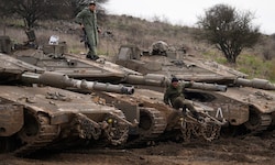 Israels Luftwaffe greift seit Jahren immer wieder in Syrien an, meist, um Waffenschmuggel an die ...