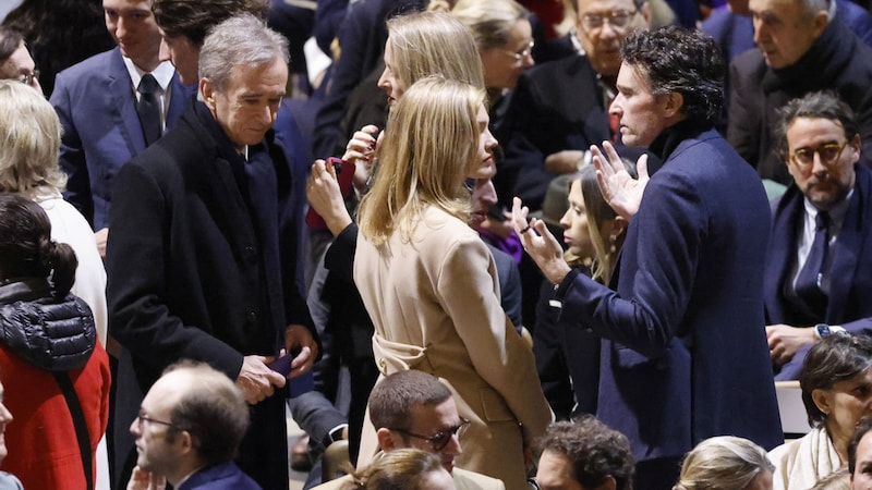 The richest man in the world, Bernard Arnault (left), is said to have donated 200 million euros for the reconstruction of Notre-Dame. (Bild: AFP)