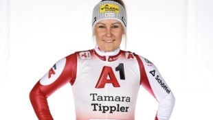 Tamara Tippler streift wieder den Renn-Overall über. (Bild: GEPA pictures)