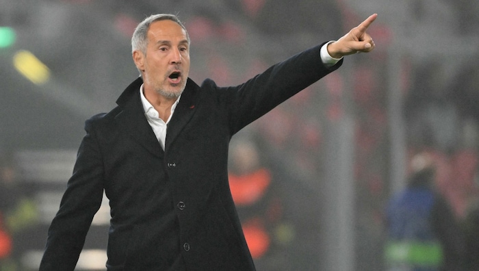 Mit Adi Hütter (Bild) plaudert Peintinger in Monaco auch über Sturm und GAK.