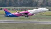 Ein Airbus321neo der Fluglinie WizzAir.