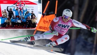 Lukas Feurstein fuhr sensationell auf Platz drei und ließ sich anschließend gebührend feiern.  (Bild: GEPA pictures)